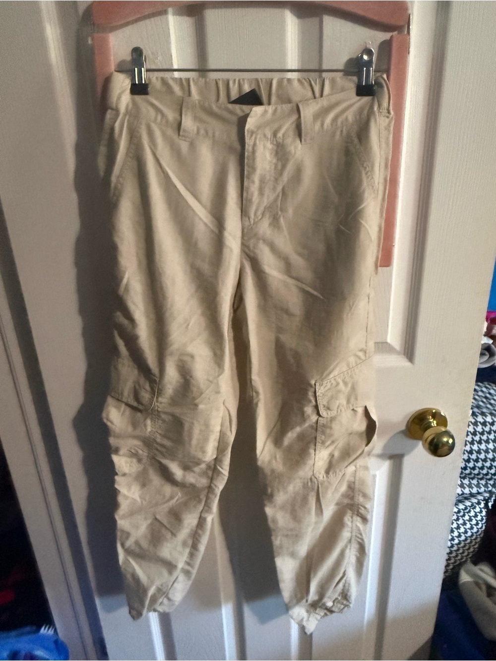 Women’s Cargo Jogger Pants in Light Tan